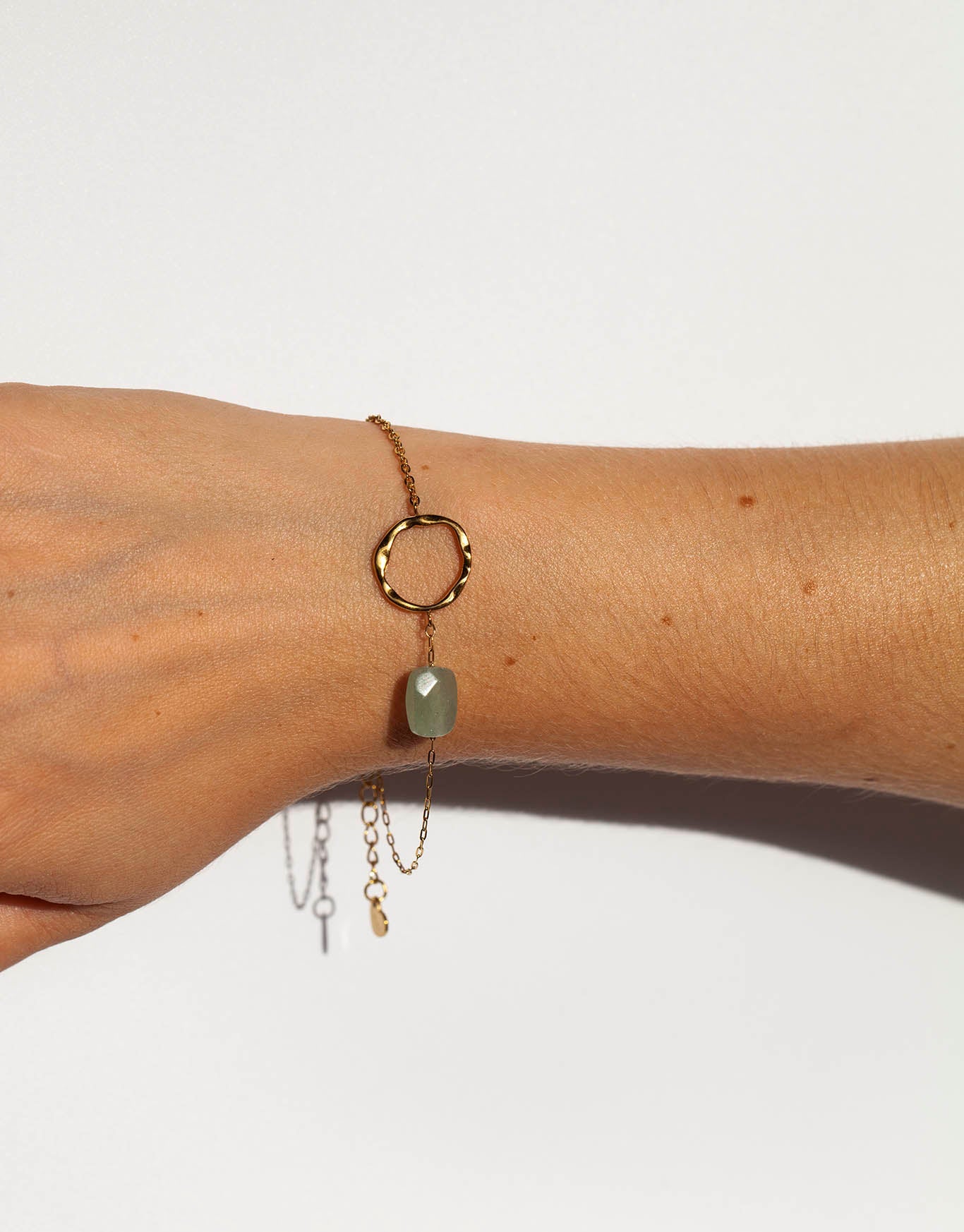 Pulsera de acero y esfera con piedra